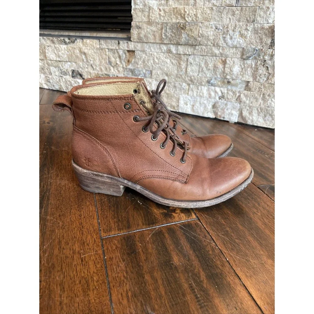 Frye Carson Lace Up Boot Size 6.5B Womens Made In Mexico - Picture 1 of 9